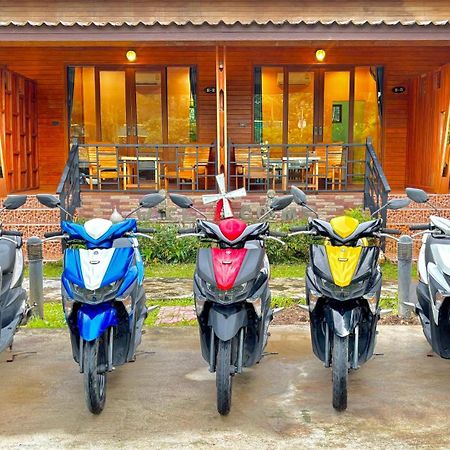 Aow Thai Homestay Ban Hin Dam Kültér fotó