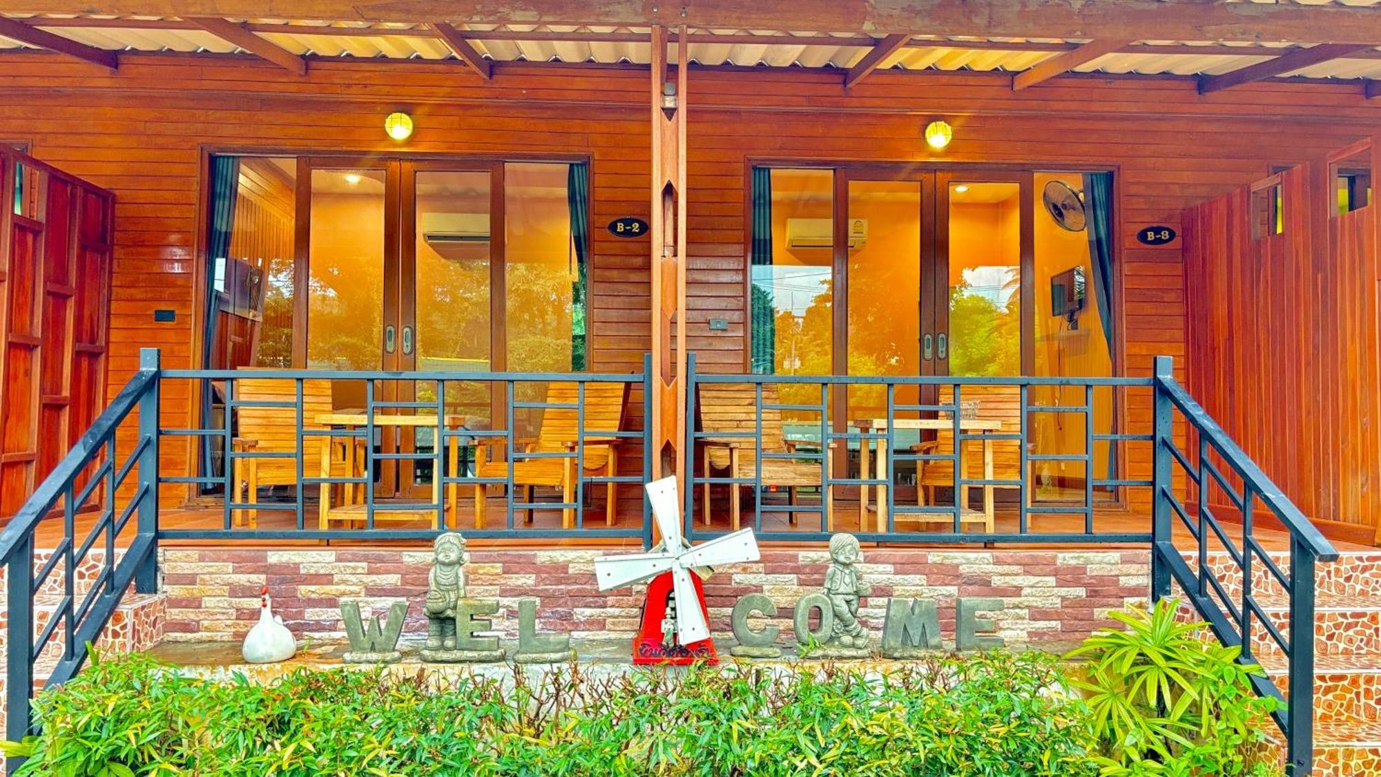 Aow Thai Homestay Ban Hin Dam Kültér fotó